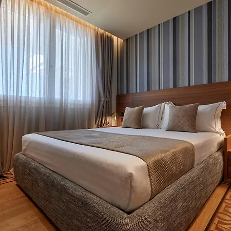 Valis Coast Residences Aparthotel 3*