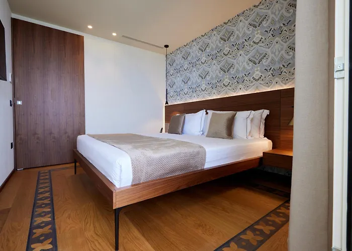 Valis Coast Residences 3*