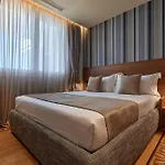 Valis Coast Residences 公寓式酒店 3*